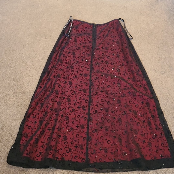 Zum Zum Skirt by Niki Livas. 11/12 - Picture 3 of 3